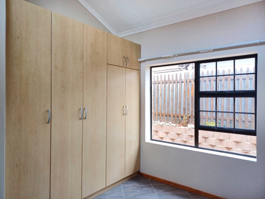 3 Bedroom Property for Sale in Seemeeu Park Western Cape